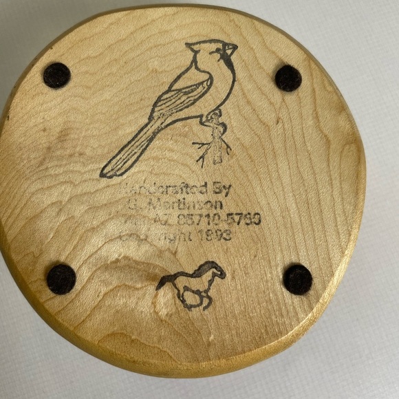 Vtg Hand Crafted Wooden Box Kangaroo - Picture 4 of 4